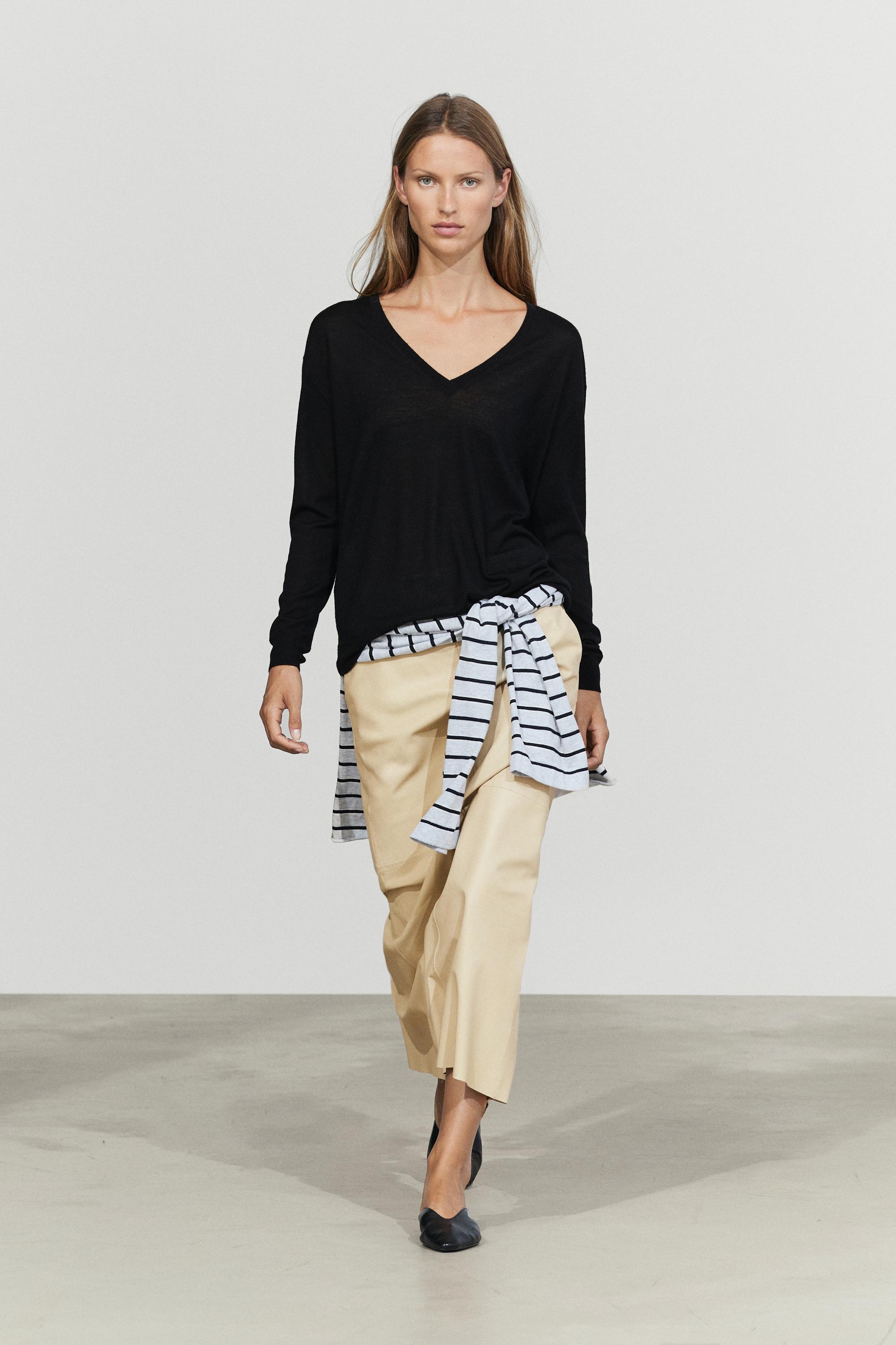 Jupe midi en cuir nappa